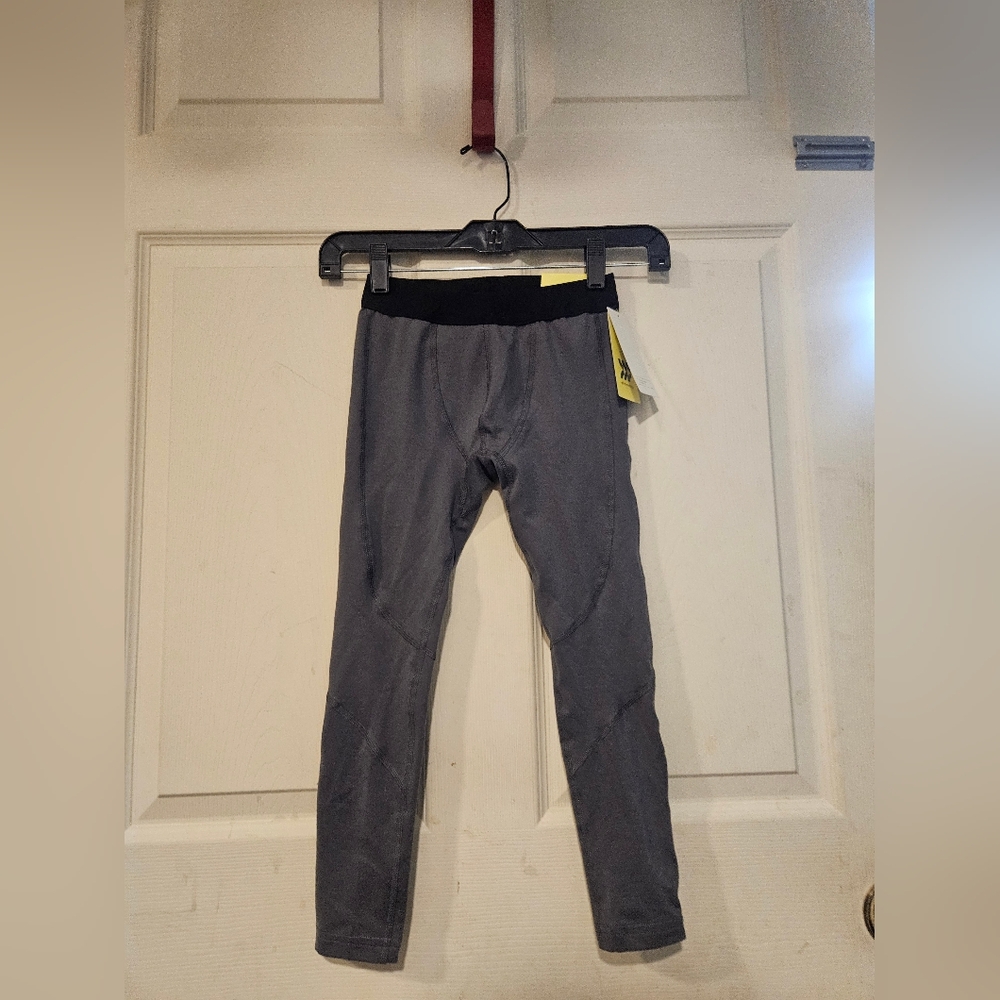 ALL IN MOTION YOUTH COLD WEATHER FITTED TIGHT: GRAY: NEW WITH TAGS: SIZE S (6/7)